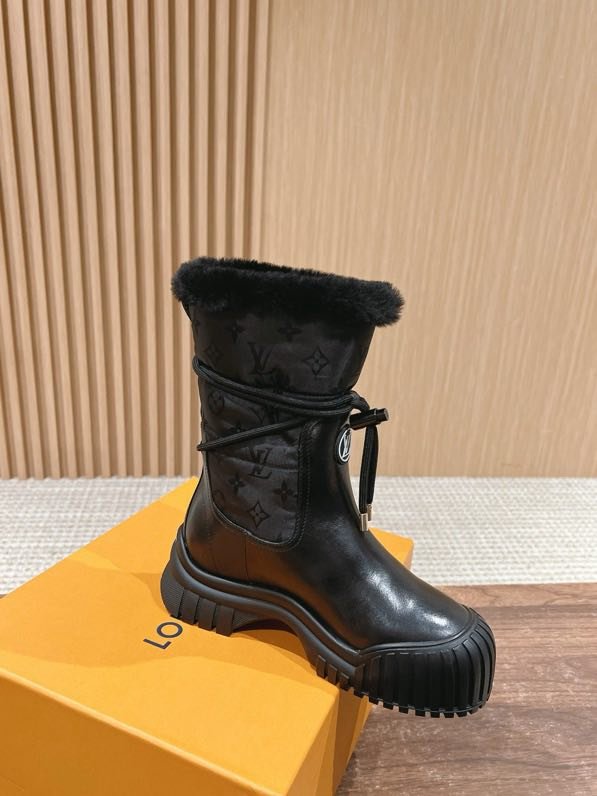 Ботинки женские зимние на меху