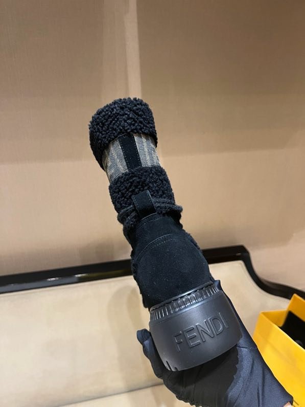 Ботинки женские зимние фото 6