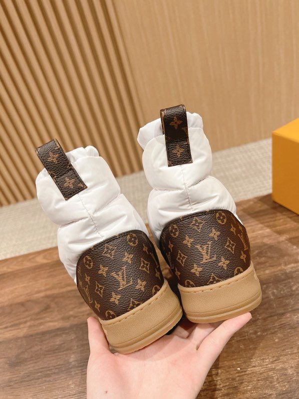 Ботинки женские зимние фото 9