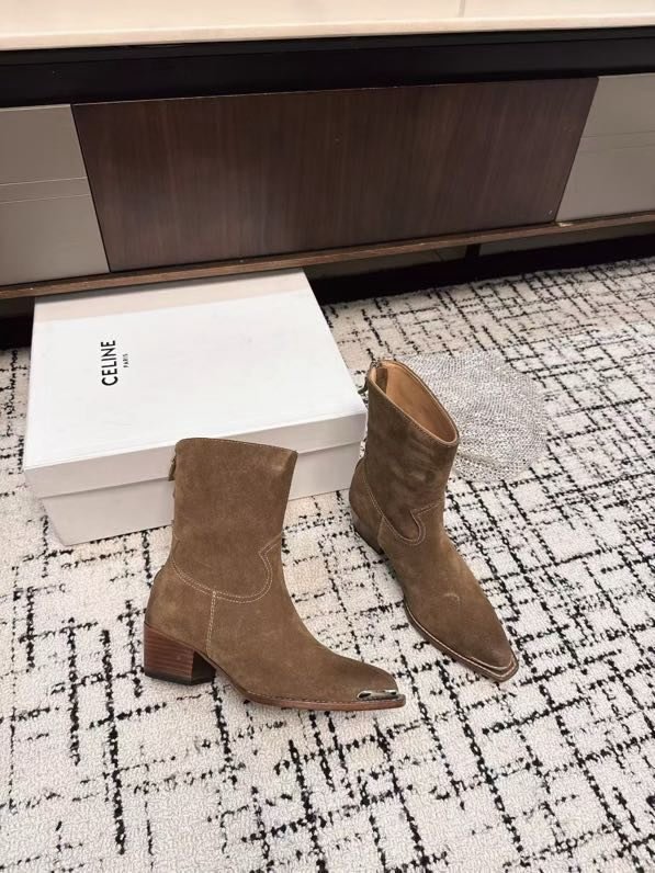 Ботинки женские