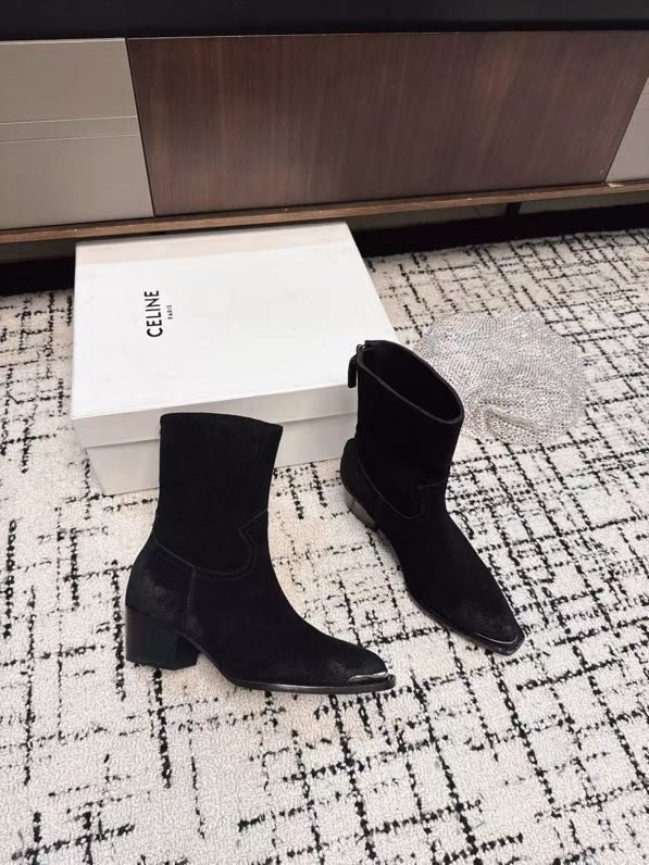 Ботинки женские