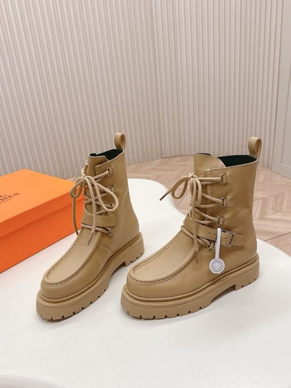 Черевики жіночі