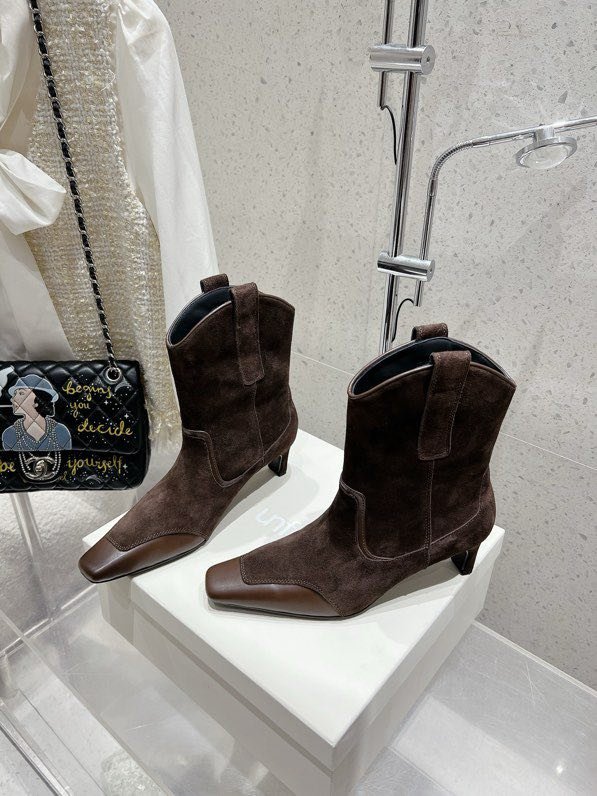 Черевики жіночі