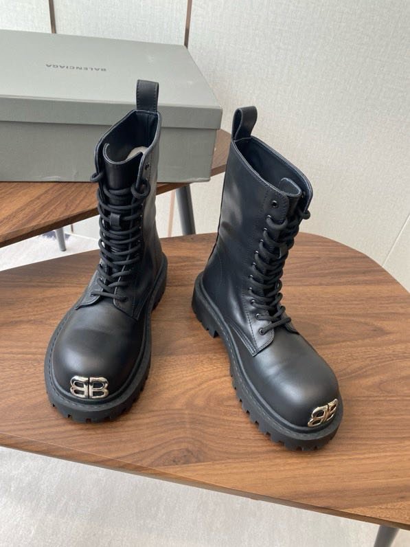 Ботинки женские