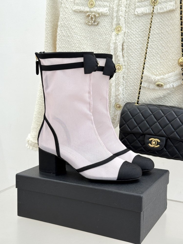 Ботинки женские