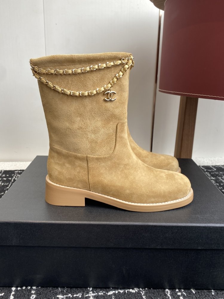 Ботинки женские