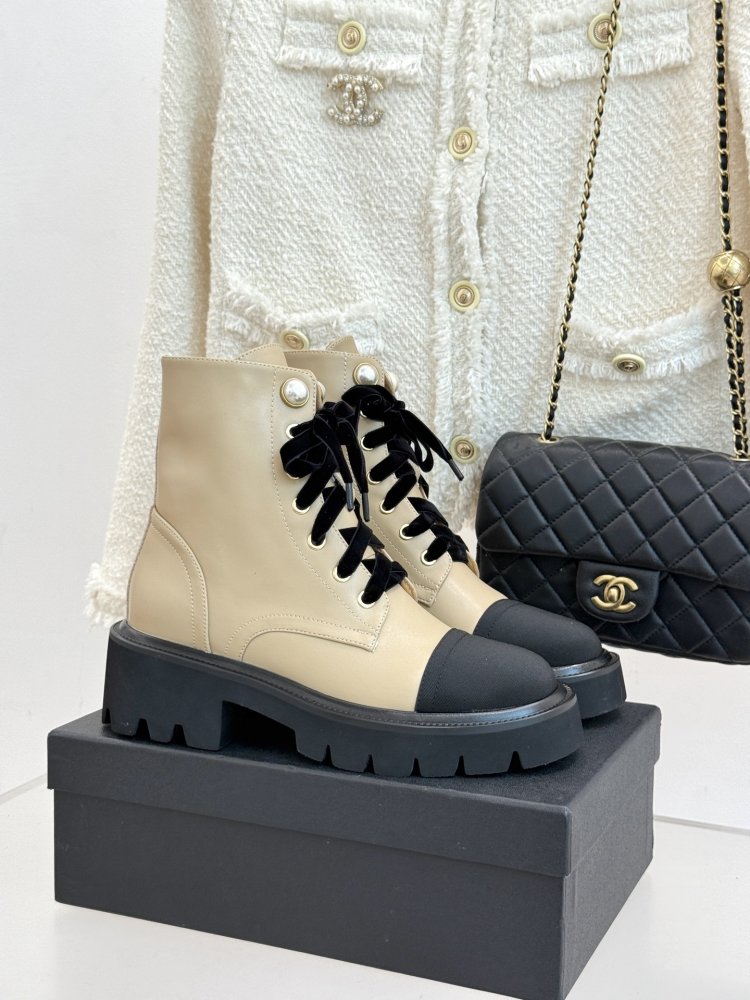 Ботинки женские