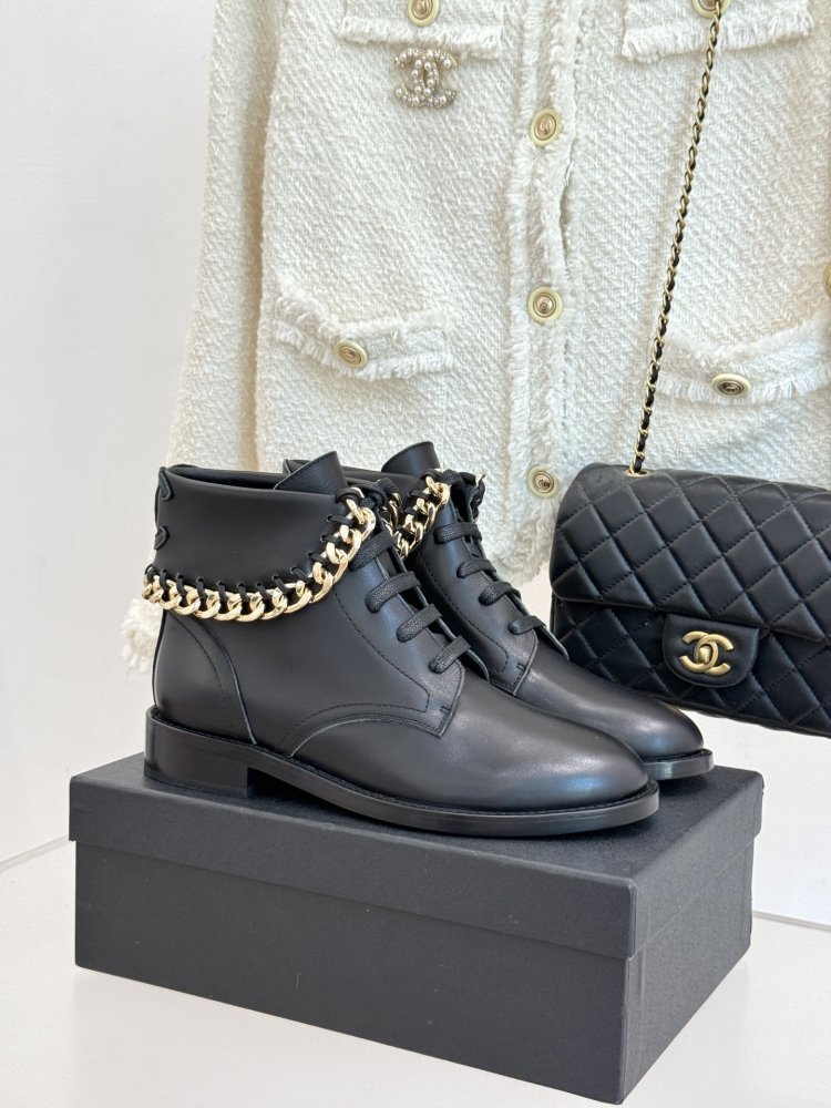 Ботинки женские