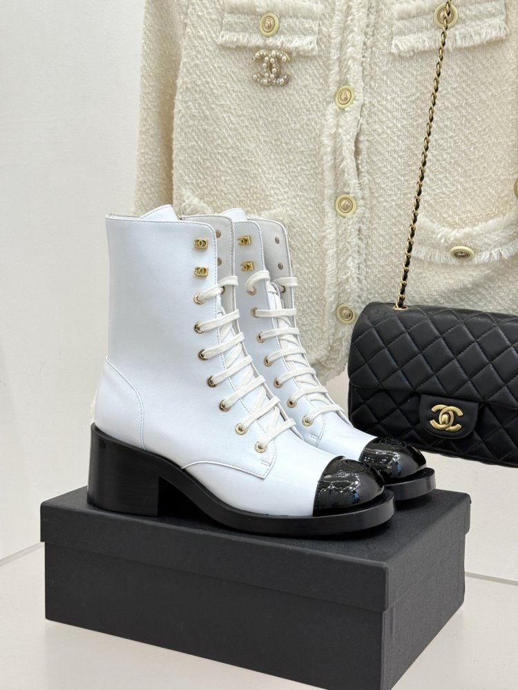 Ботинки женские