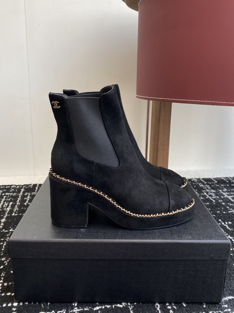 Ботинки женские