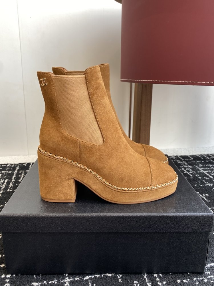 Ботинки женские