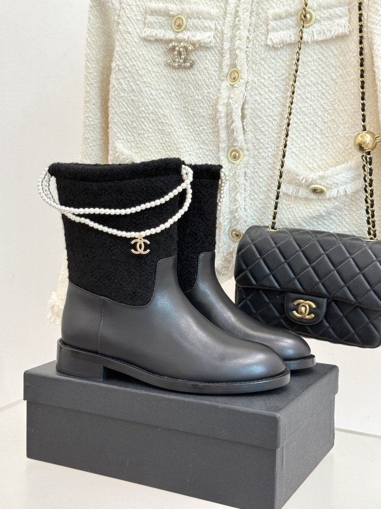 Ботинки женские