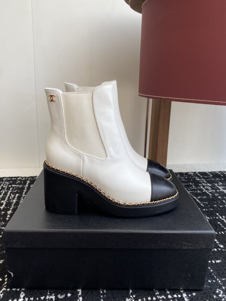 Ботинки женские