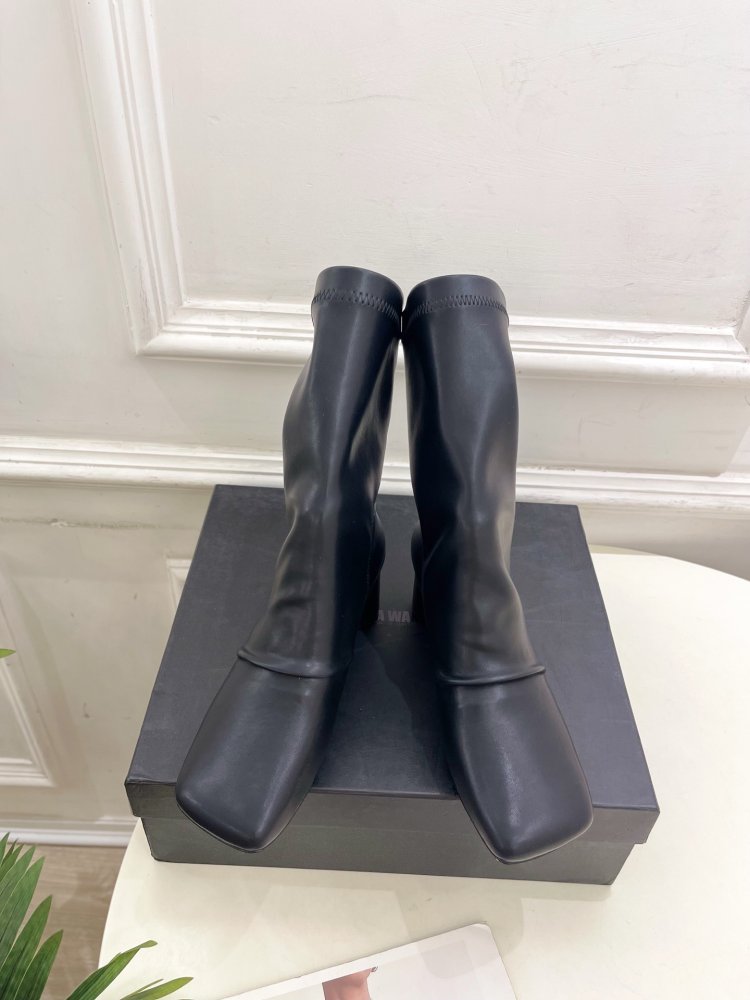 Ботинки женские