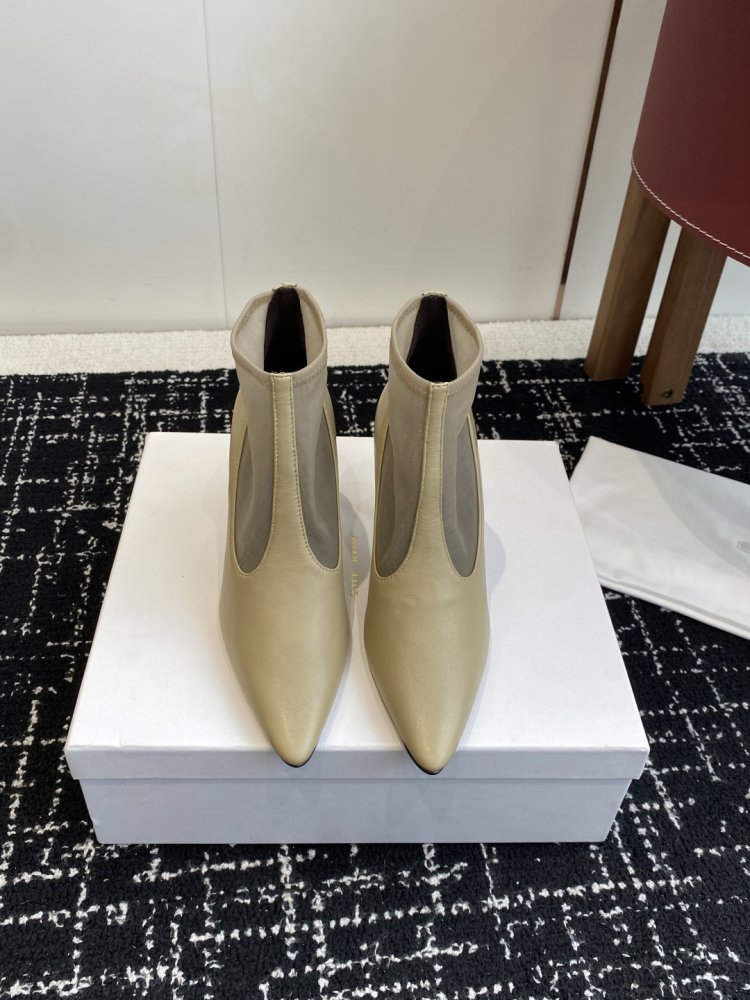 Ботинки женские