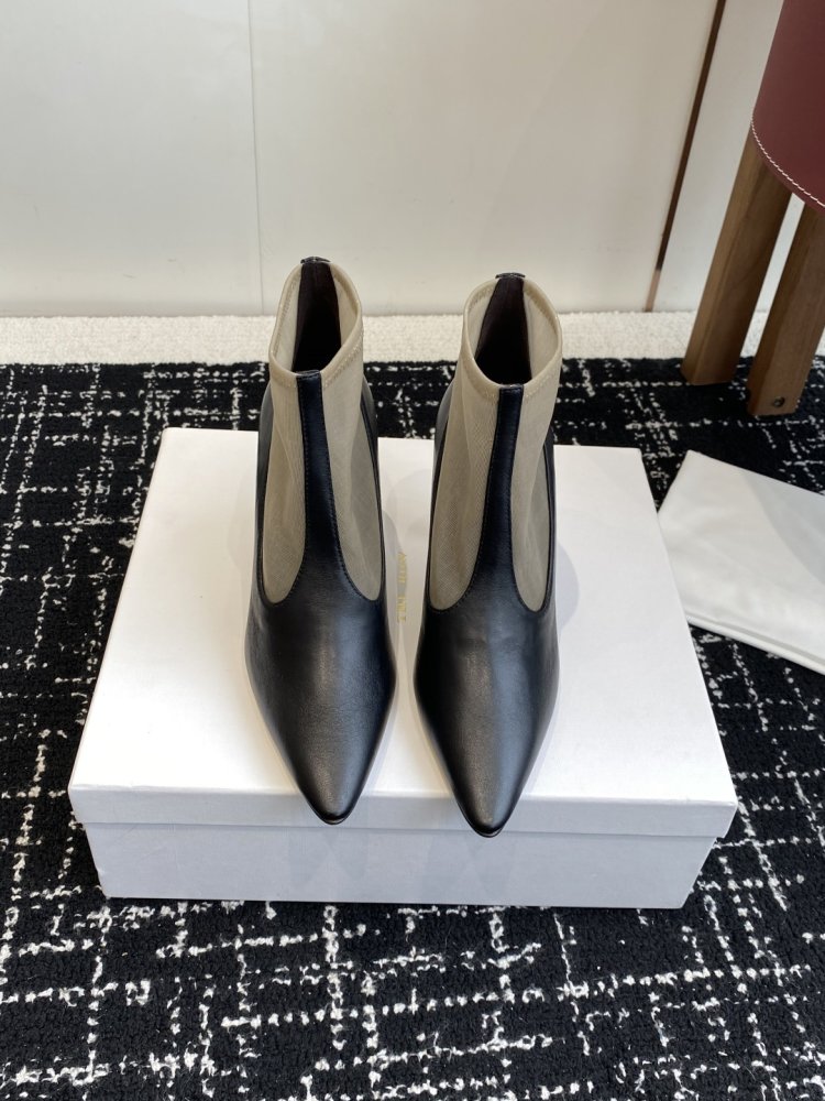 Ботинки женские