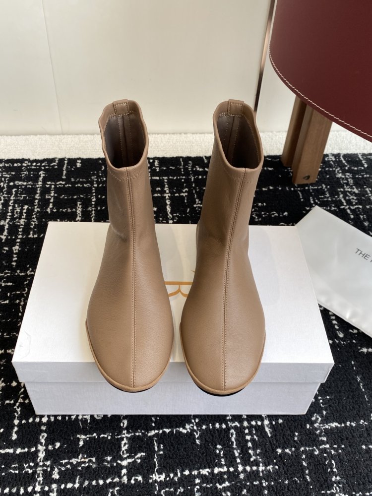 Ботинки женские