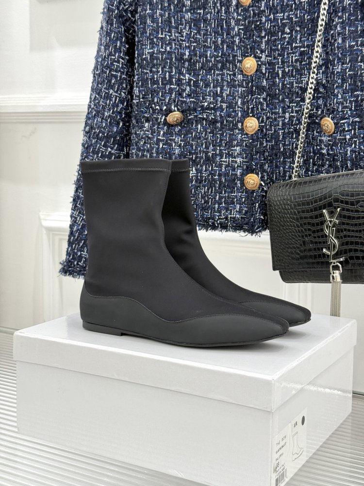 Ботинки женские