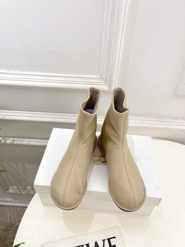 Ботинки женские