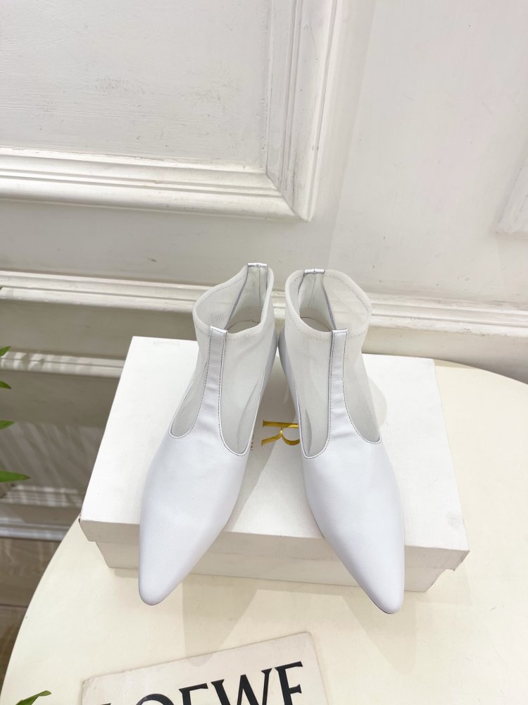 Черевики жіночі