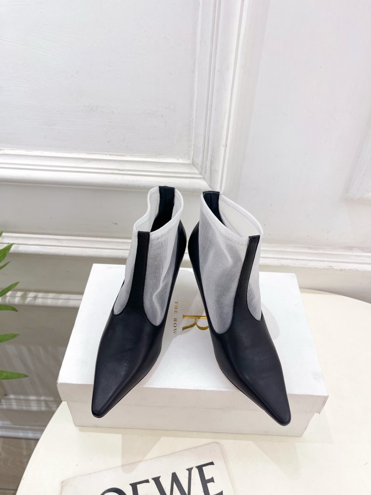 Черевики жіночі