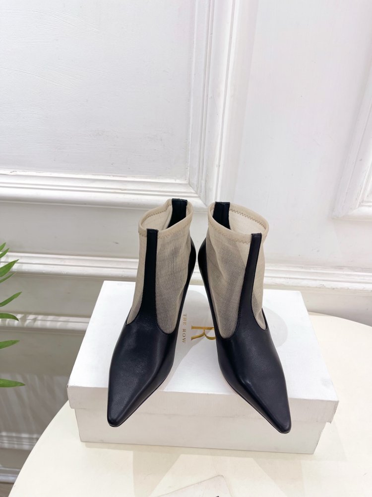 Черевики жіночі