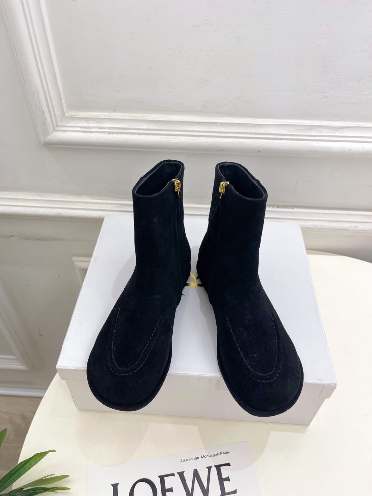 Черевики жіночі