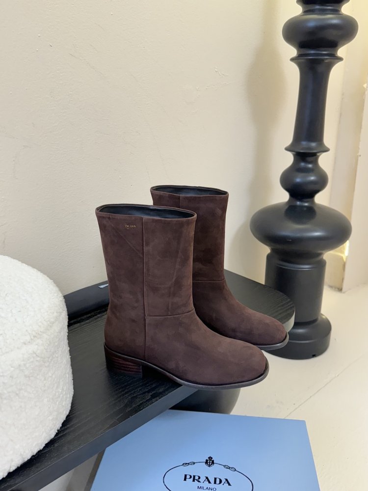 Черевики жіночі