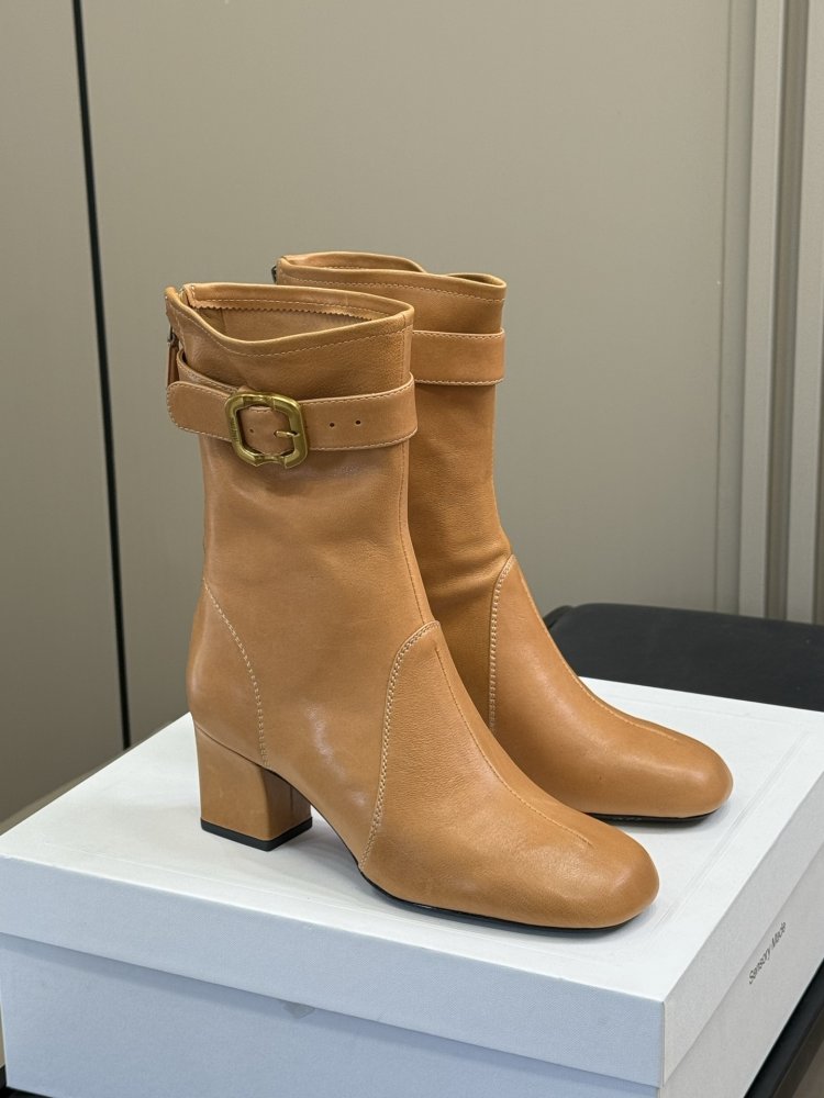 Черевики жіночі