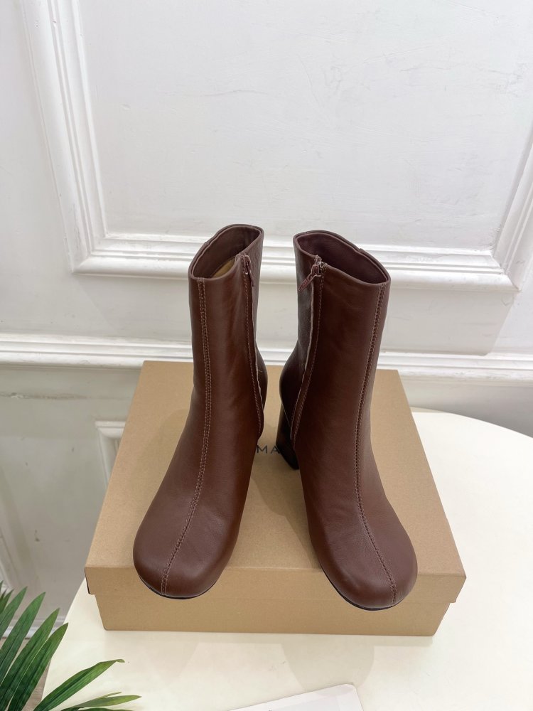 Ботинки женские