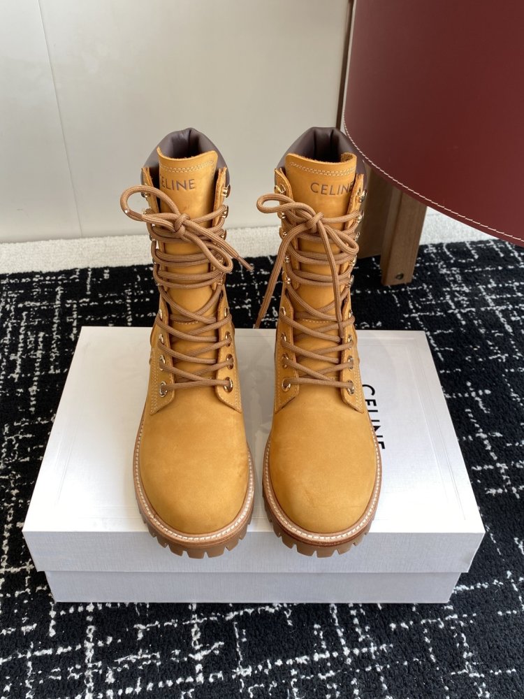 Boots women's