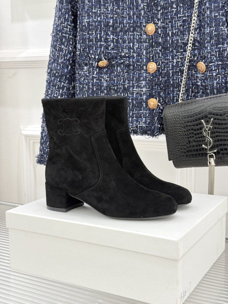 Черевики жіночі