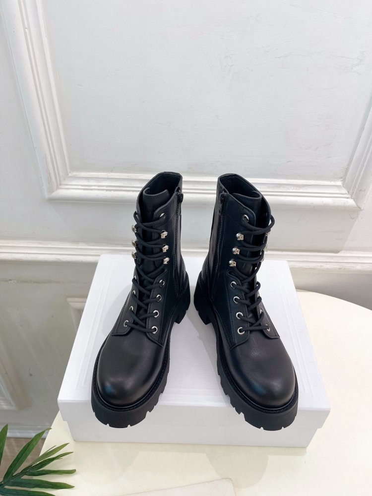 Ботинки женские