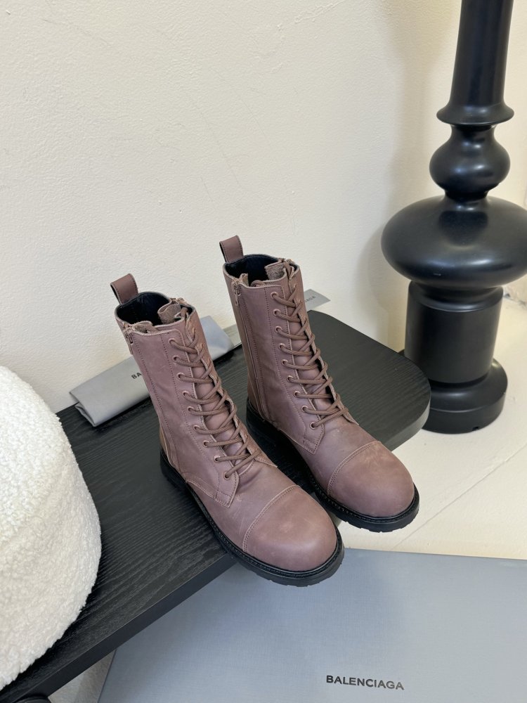 Черевики жіночі