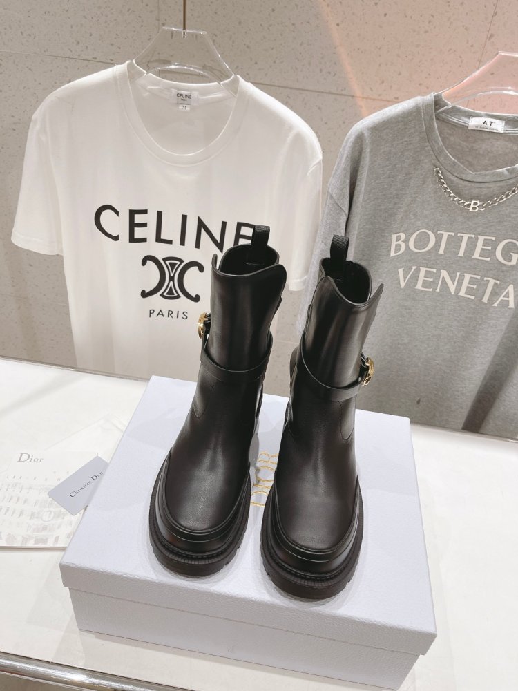 Ботинки женские