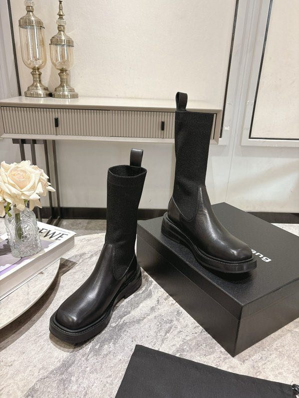 Ботинки женские