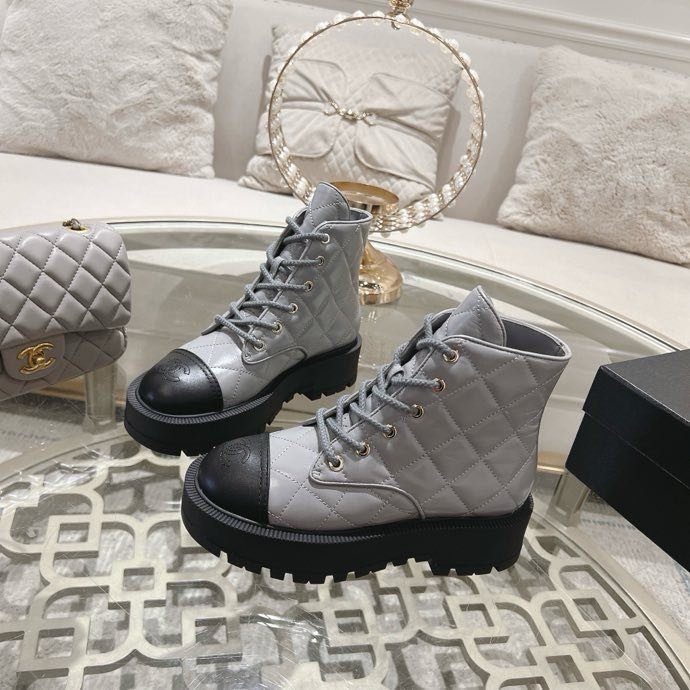 Черевики жіночі