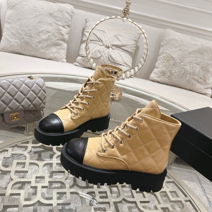 Черевики жіночі