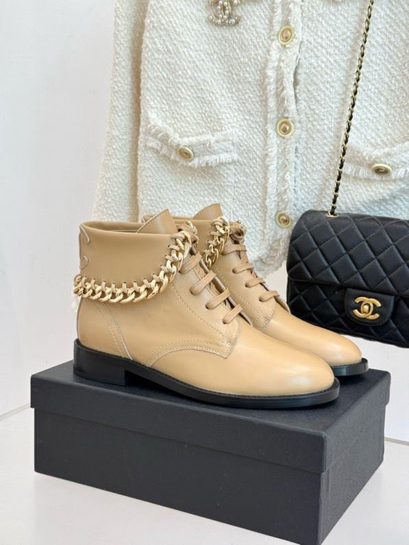 Черевики жіночі