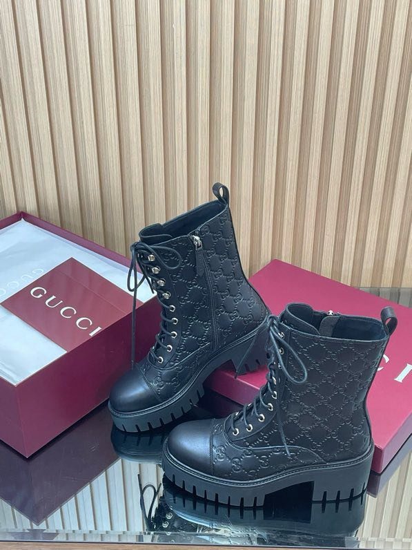 Ботинки женские