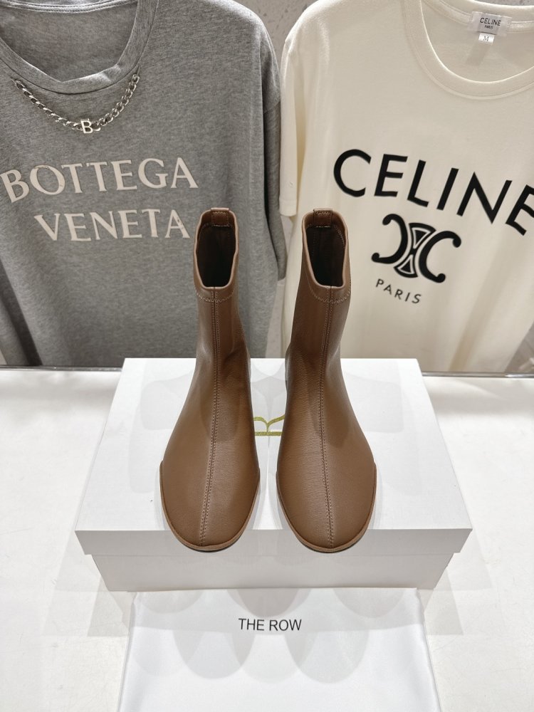 Ботинки женские