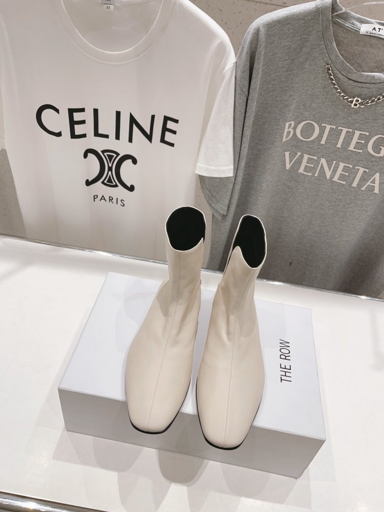 Ботинки женские