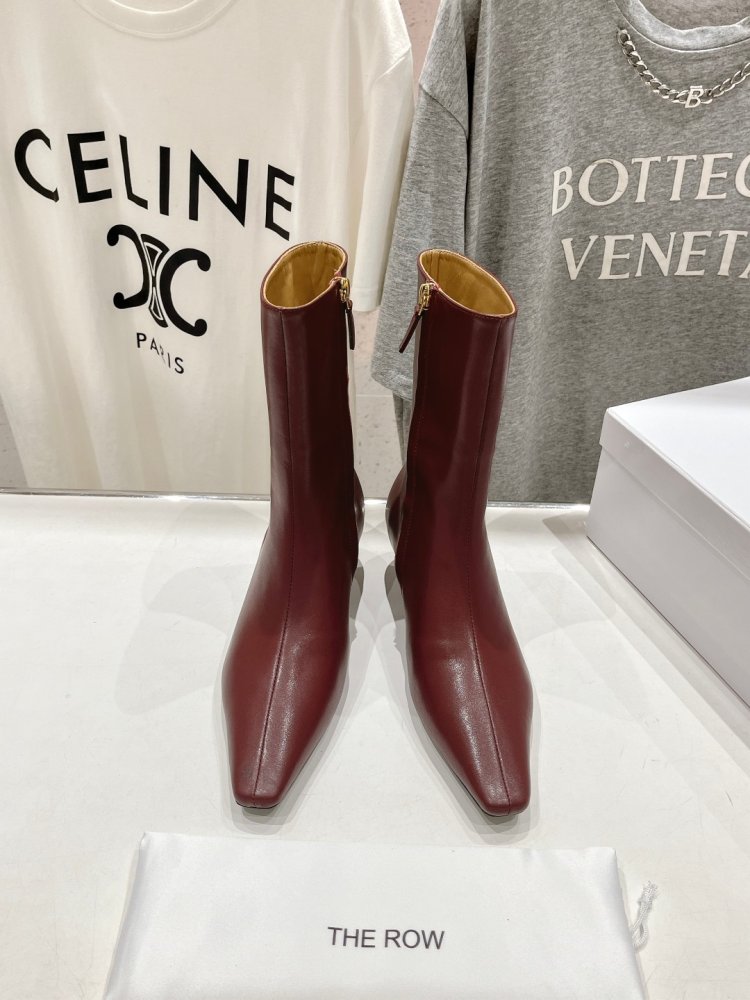 Ботинки женские