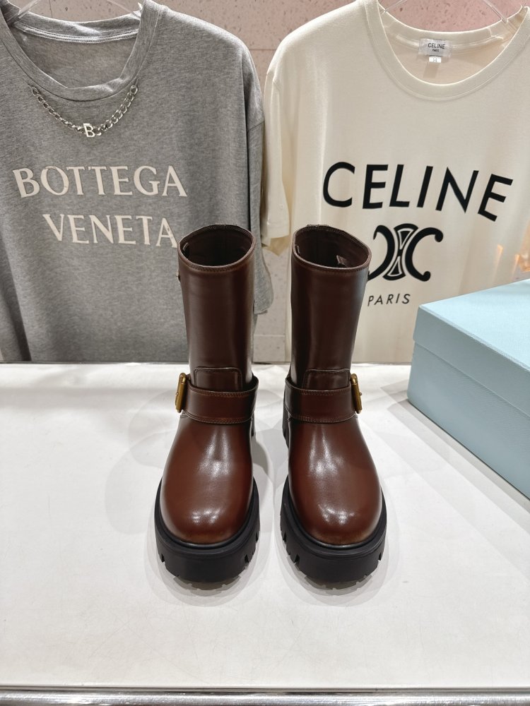 Ботинки женские