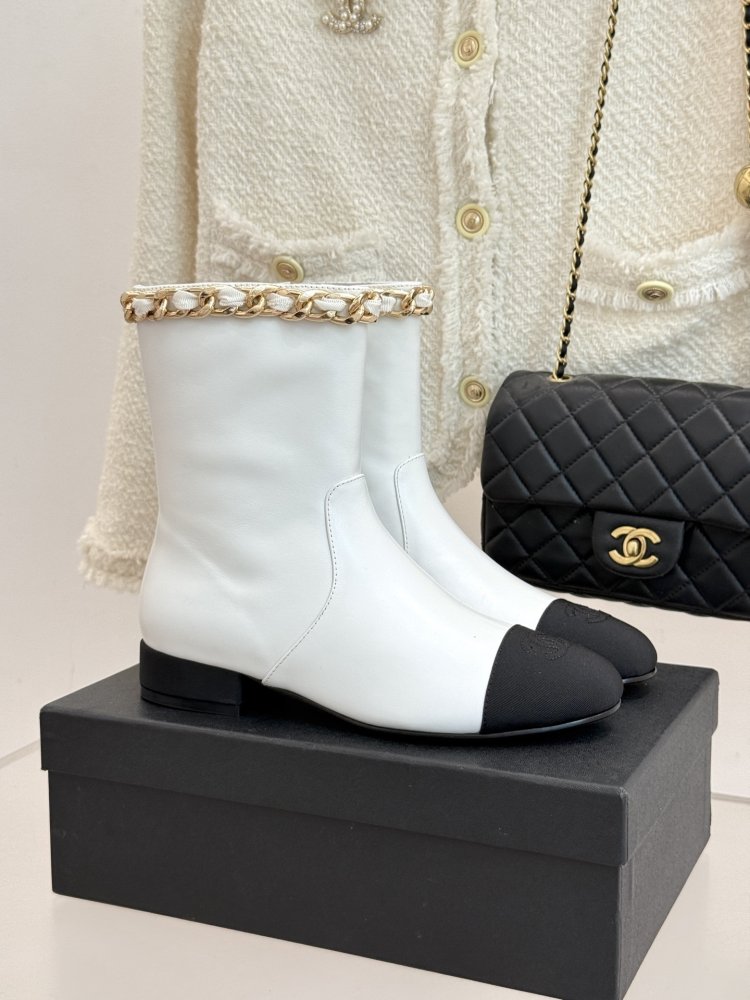 Ботинки женские