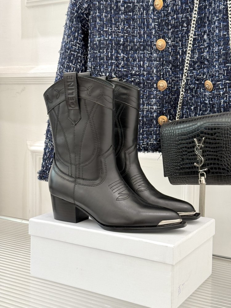 Черевики жіночі