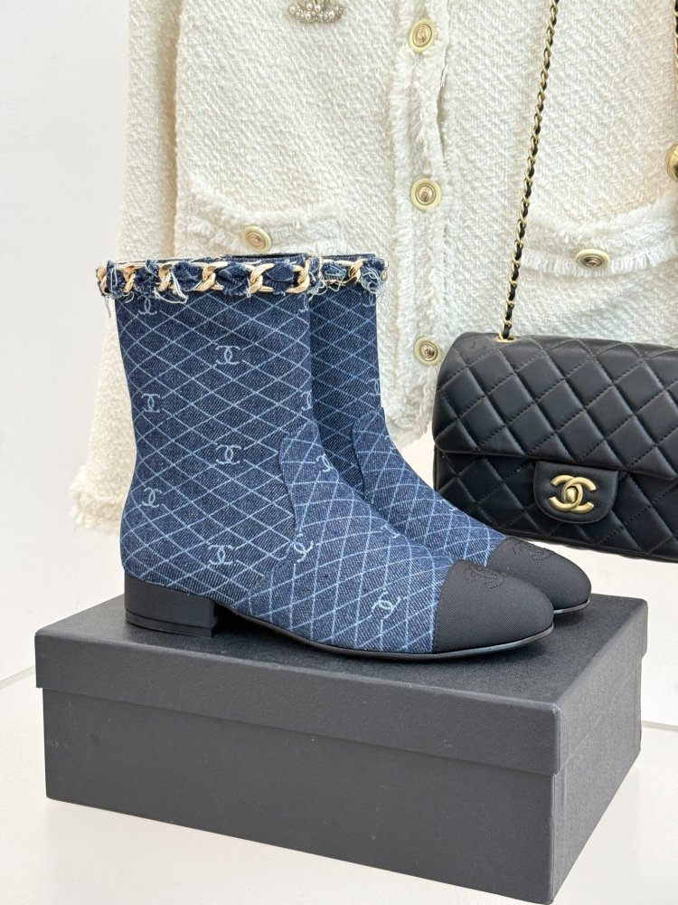 Ботинки женские