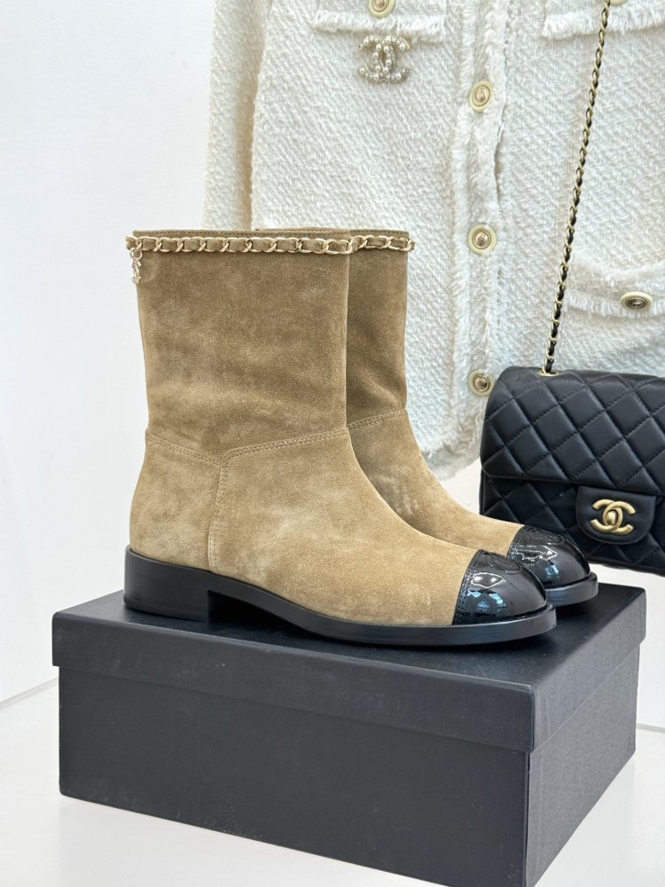 Ботинки женские