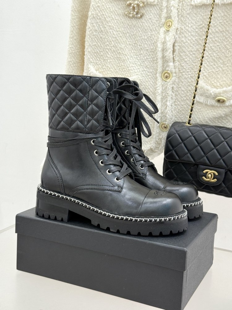 Черевики жіночі