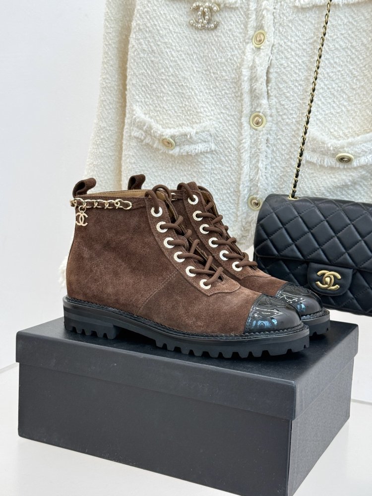 Ботинки женские